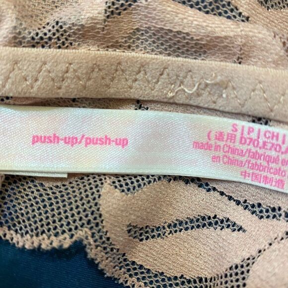 Pink Victoria’s Secret Push Up Bra Women Size S - Picture 8 of 8